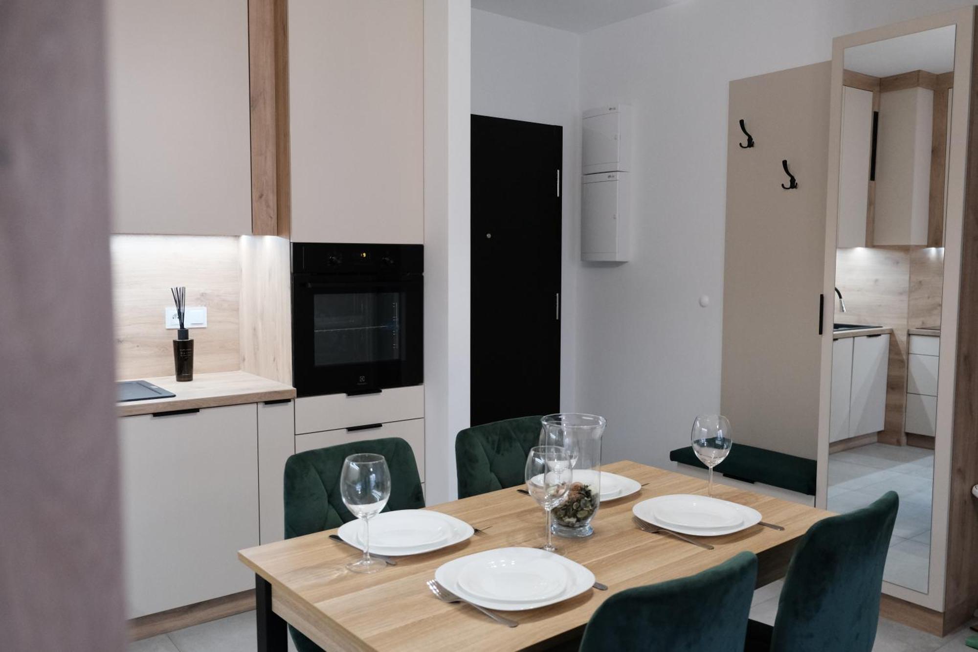 Space And More, Dmowskiego - 20 Minut Do Rynku, Self Check-in 24h, Parking Apartment *