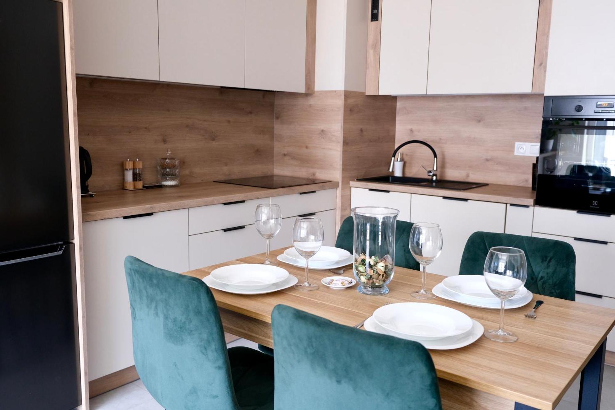 Space And More, Dmowskiego - 20 Minut Do Rynku, Self Check-in 24h, Parking
