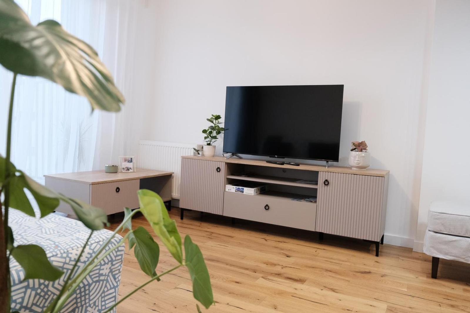 Space And More, Dmowskiego - 20 Minut Do Rynku, Self Check-in 24h, Parking Apartment *