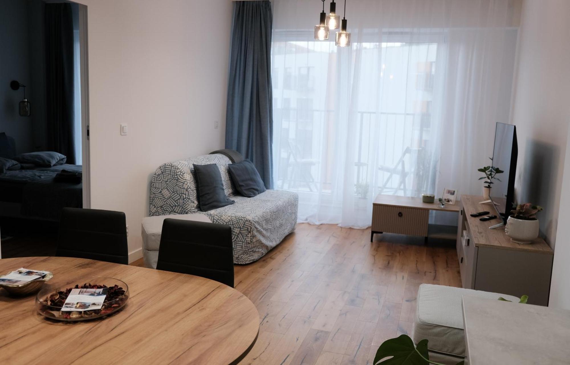 Apartment Space And More, Dmowskiego - 20 Minut Do Rynku, Self Check-in 24h, Parking Breslau
